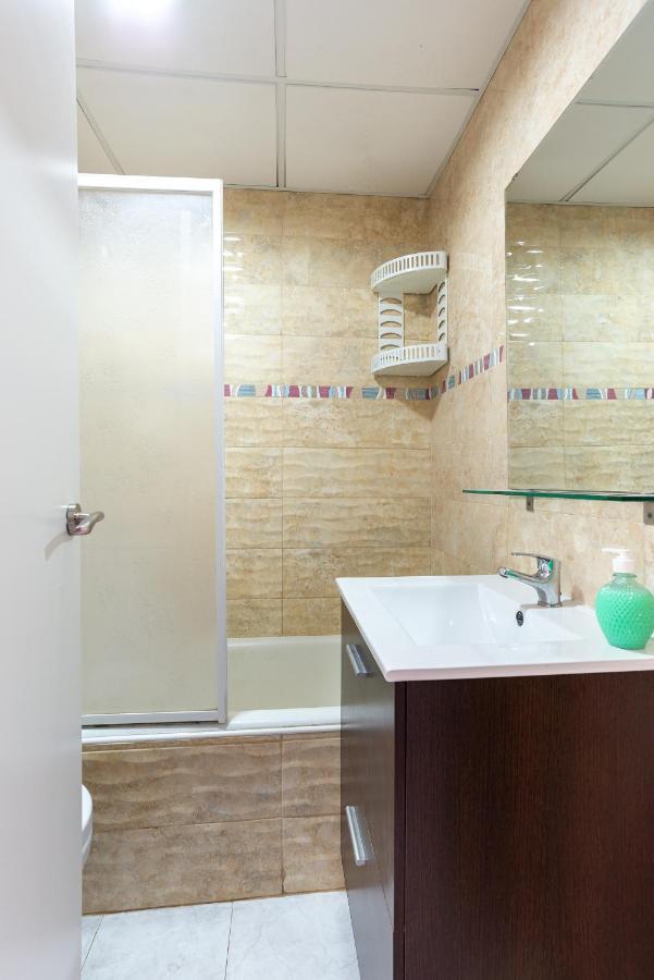 Steps Away From The Sand/ Malagueta Apartamento