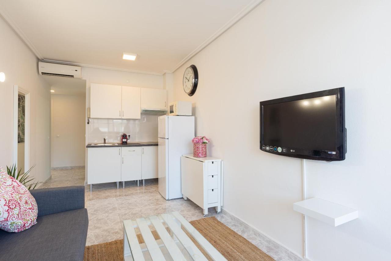 Steps Away From The Sand/ Malagueta Apartament *